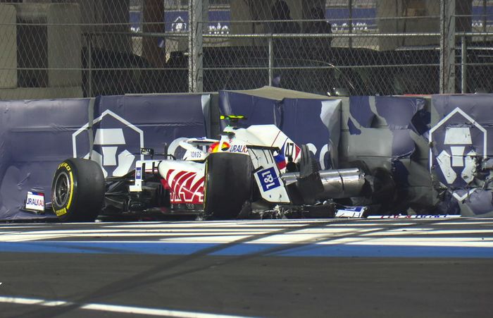 Mick Schumacher kecelakaan pada FP2 F1 Arab Saudi 2021