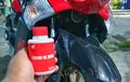Ternyata Ini Efek Saling Tukar Oli Sokbreker Motor Yang Berbeda Merek