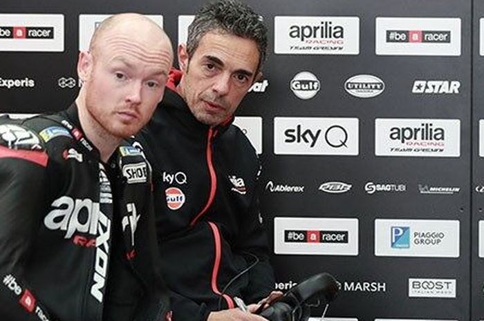 Bradley Smith (kiri) menggantikan Andrea Iannone pada MotoGP 2020