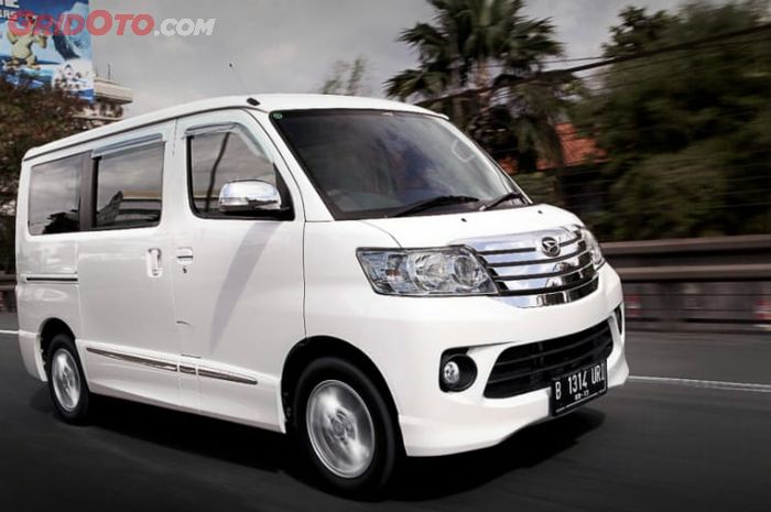 Daihatsu Luxio Bekas