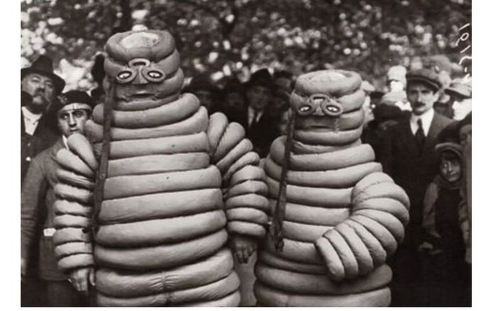 Bibendum atau Michelin Man di era awal kemunculannya
