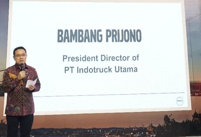 Bambang Prijono, selaku Presiden Direktur PT Indotruck Utama (ITU) saat berada di acara peluncuran dua sasis bus terbaru Volvo di Busworld Wouth East Asia Exhibition 2019