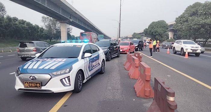 Ilustrasi Contraflow Jalan Tol Jakarta- Tangerang