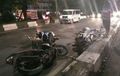 Ngeri, Motor Bergelimpangan Di Tengah Jalan Akibat Tawuran, Pelaku Dikecam Sebagai Anak 'Gagal Produksi'