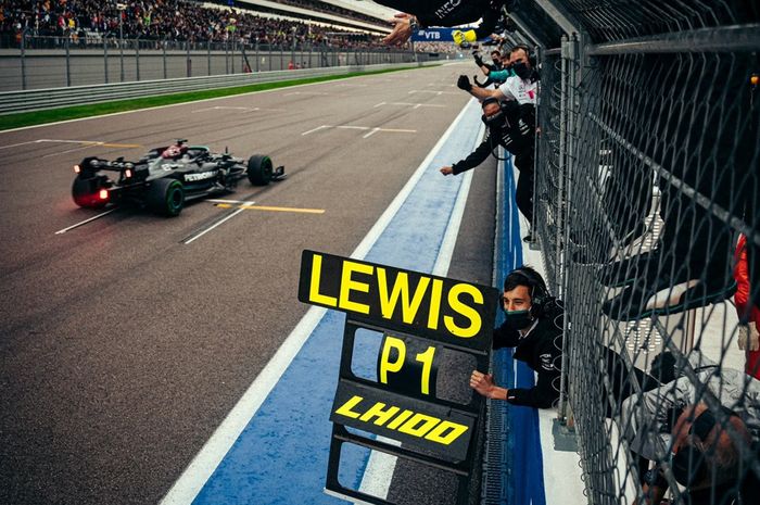 Menang F1 Rusia 2021, Lewis Hamilton rebut puncak klasemen sementara F1 2021