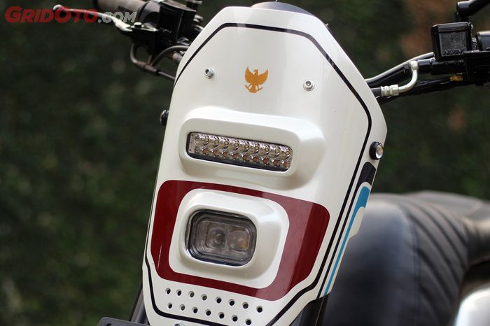 Dua lampu LED dikasih tameng mengotak, Yamaha NMAX jadi unik!