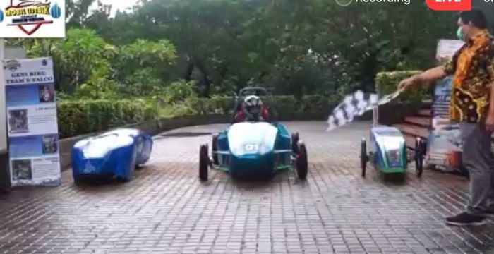 Peluncuran mobil listrik Geni Biru E-Falco dari Universitas Mercu Buana (UMB) di Jakarta