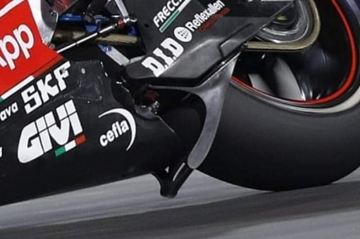 Perangkat spoiler swing arm Desmosedici GP Ducati yang sempat diprotes tim-tim lain di MotoGP