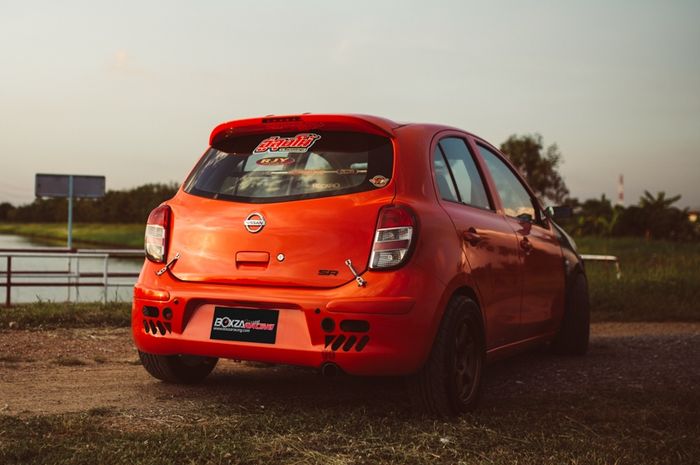 Modifikasi Nissan March asal Thailand masih berlanjut ke area mesin