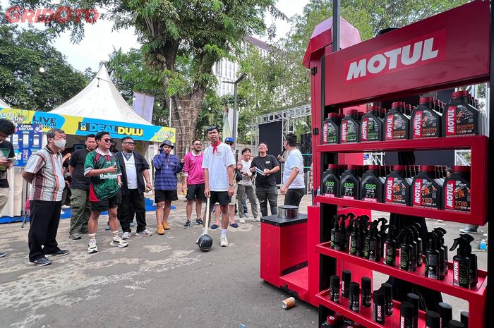 Motul menghadirkan beragam program yang melibatkan komunitas, motorcycle enthusiast, serta influencer otomotif. 