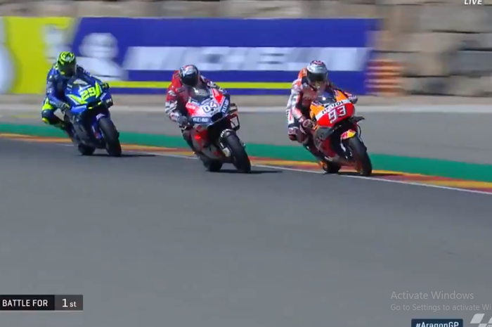 Pertarungan posisi pertama di MotoGP Aragon