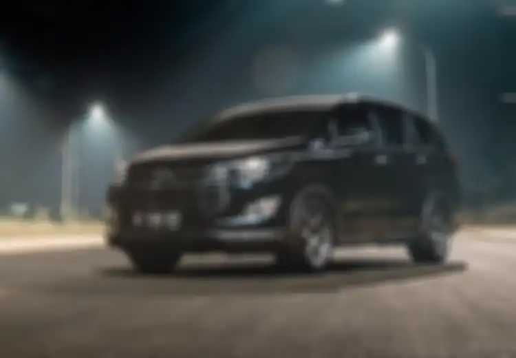 Dexlite Masih Mahal, Pantau Harga Innova Venturer Bensin 2022 Bekas Dijual Segini