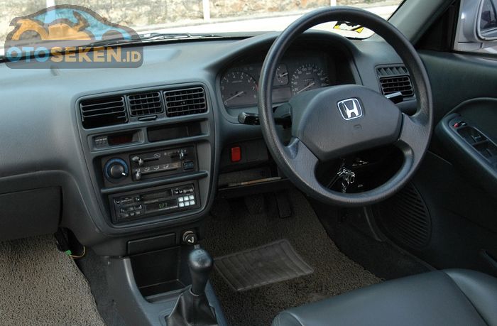 Interior Honda City Generasi ketiga