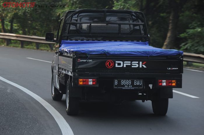 DFSK Super Cab angkut muatan 1 ton
