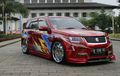 Suzuki Grand Vitara Kap Mesin Ngambang,  8 TV Ditanam, Merah Bikin Elegan