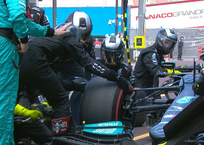 Kondisi tim Mercedes diperparah dengan Valtteri Bottas gagal menyelesaikan balapan