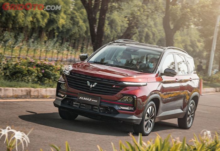 Wuling Almaz RS.