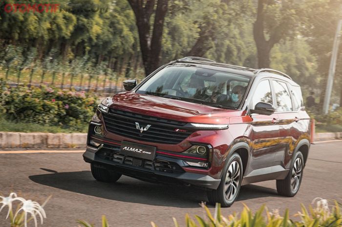 Wuling Almaz RS