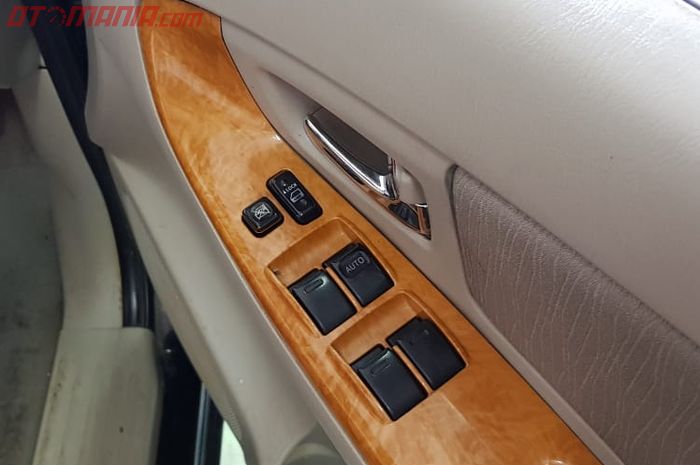 Penyebab power window mobil rusak