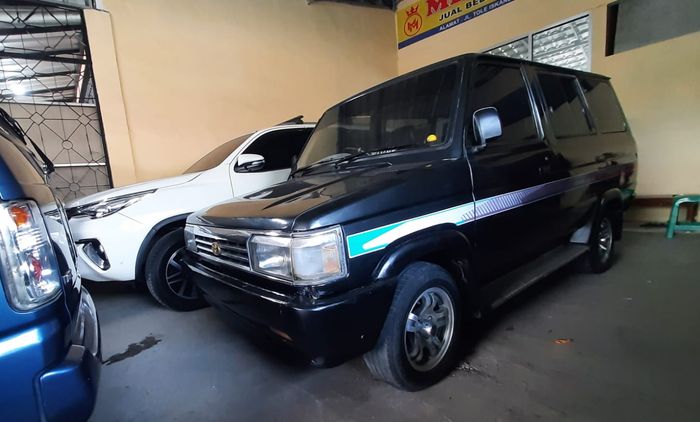 Toyota Kijang Super bekas tipe Grand Extra bekas