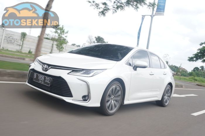 Spesifikasi dan kisaran harga Toyota Corolla Altis V tahun 2020 seken