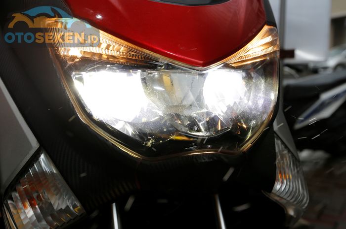 Lampu utama Yamaha NMAX intensitas cahaya yang dihasilkan jadi lebih terang (Gbr.7)