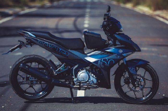 Yamaha MX King tampil elegan dengan warna blue electric