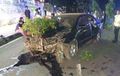 Toyota Altis Bejek Gas Pol-polan, Apes Ketemu Jalan Nikung, Wajah Rontok Seketika 