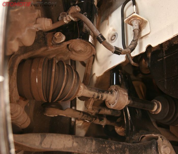 Ilustrasi kaki-kaki Mazda 2