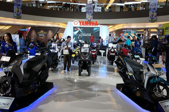 Motor-motor berteknologi Blue Core Yamaha di event Blue Core Yamaha Motor Show (BYMS).