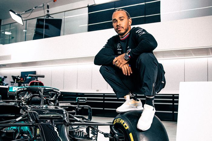 Lewis Hamilton, apakah akan terus lanjut balapan F1 untuk mengejar gelar juara dunia kedelapan?