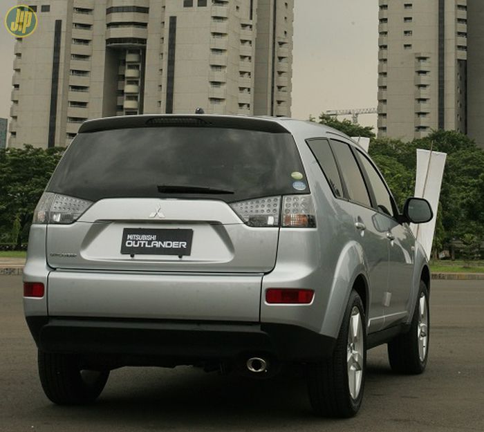 Mitsubishi Outlander 2006