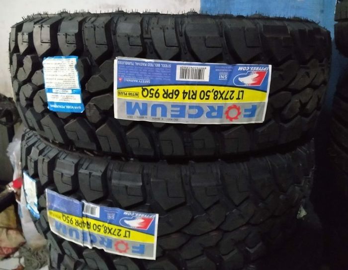 ILUSTRASI Ban jenis M/T dari Forceum