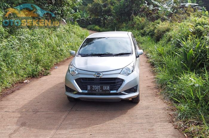 Spesifikasi dan kisaran harga Daihatsu Sigra 1.2 tahun 2016 seken.