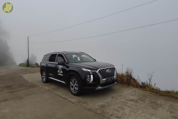 Hyundai Palisade melewati jalur menantang menuju Dieng via Tol Kahyangan, Holiday Fun Drive 2022