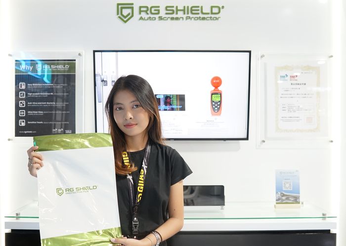 RG Shield Auto Screen Protector