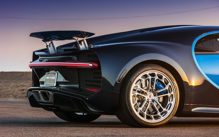 pelek ini tidak ekslusif untuk Chiron dan tersedia mulai ring 19-24 inci