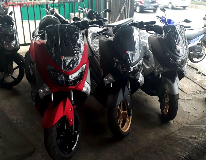 Stock Yamaha NMAX lama masih tersedia ratusan unit di diler resmi Yamaha di daerah Jawa Barat