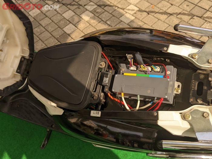 Honda Scoopy hasil konversi bengkel SR Electric di EV Fun Day 2022 di Plaza Timur Gelora Bung karno.