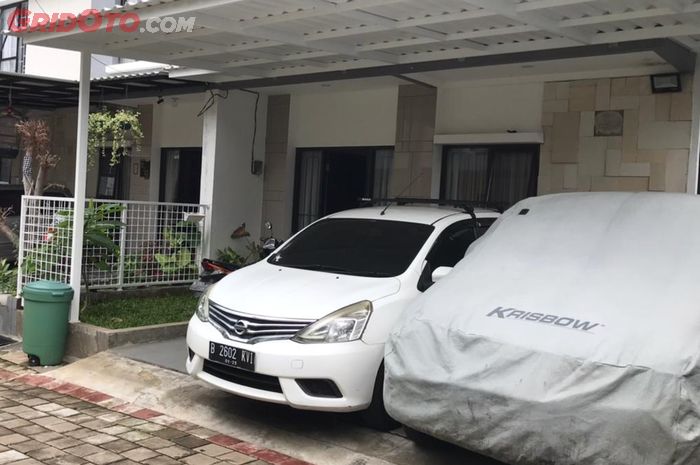 Ilustrasi garasi mobil