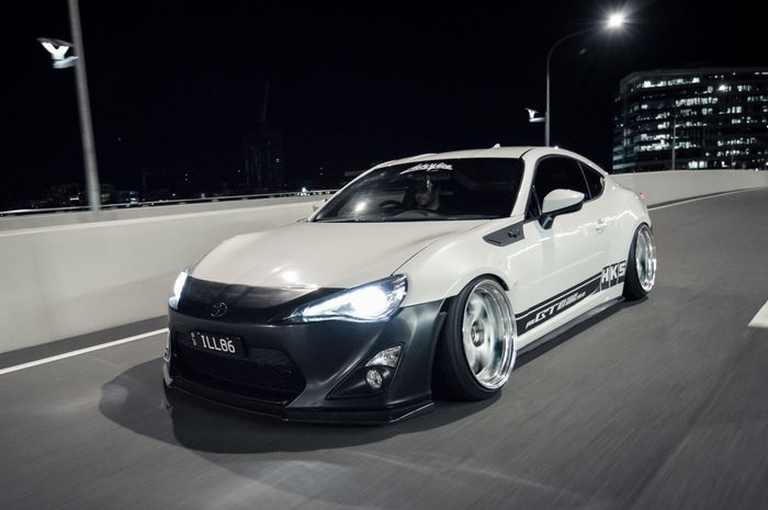 Modifikasi Toyota 86 tampil bergaya JDM