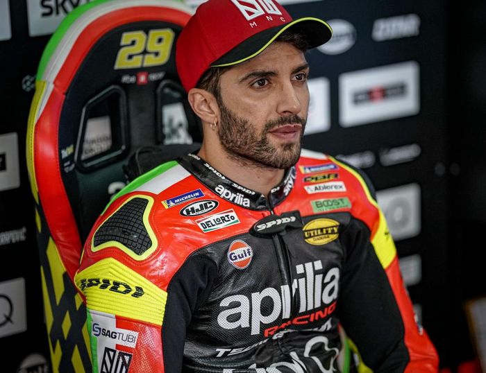 Hasil tes rambut terbukti negatif,  Bos Aprilia merasa optimistis jika Andrea Iannone bisa ikut MotoGP 2020