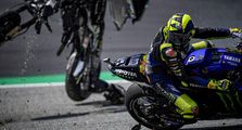 Kaleidoskop MotoGP 2020: Dari Susah Ditebak, Sampai Valentino Rossi Hampir Tewas