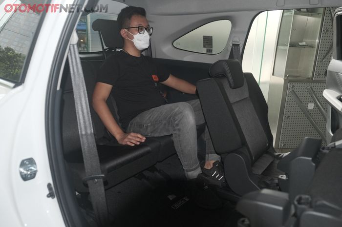 Jok Baris Ketiga Toyota Avanza dan Toyota Veloz Terbaru yang Terbilang Sedikit Lega