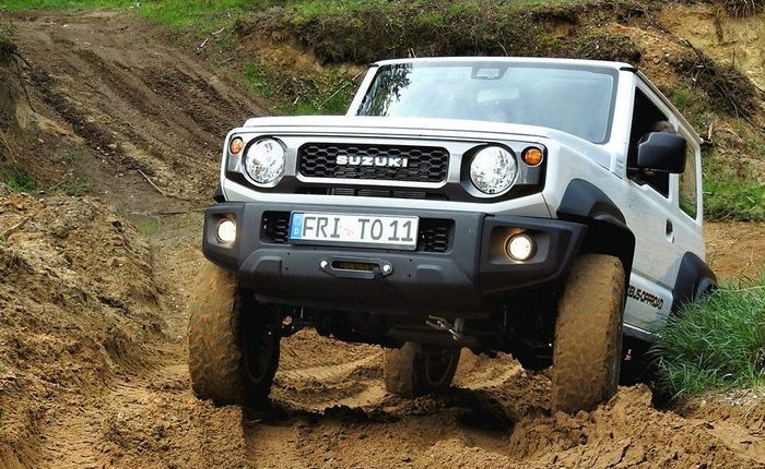 Suzuki Jimny pakai gardan portal bolt-on