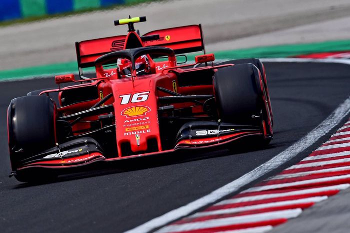 Pembalap Ferrari, Charles Leclerc mengaku kesulitan memanajemen ban di F1 Hongaria dan harus merelakan podium ke tiga pada Sebastian Vettel