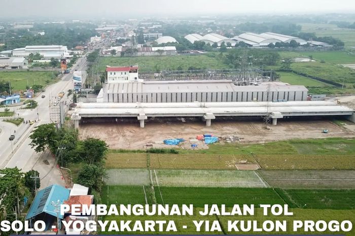 Kondisi di lapangan pengerjaan Tol Solo-Yogyakarta-YIA Kulon Progo