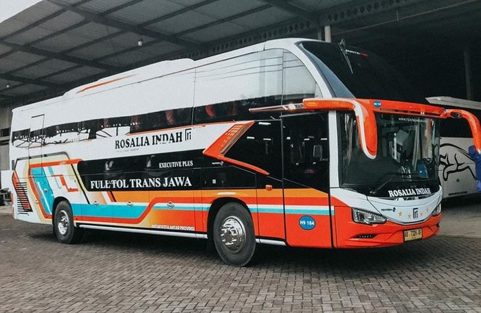 Ilustrasi. Bus double decker PO Rosalia Indah.