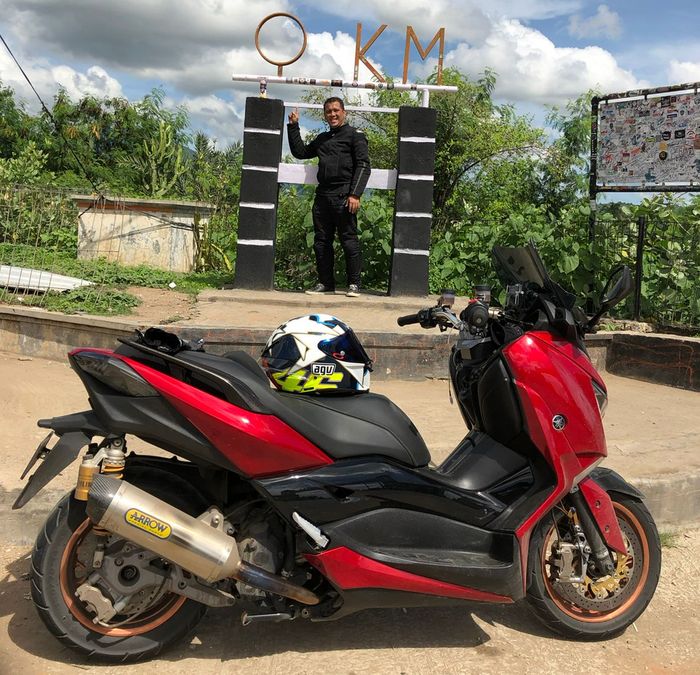 Bro Dani dan Yamaha XMAX modifikasi touring ke titik 0 KM