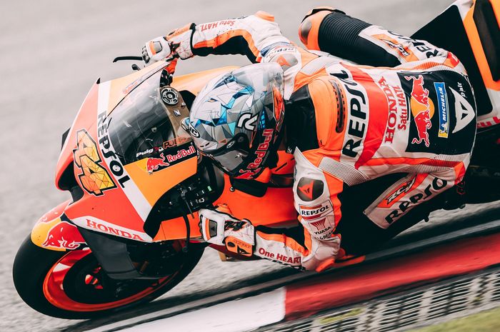 Pol Espargaro menerima penalti mundur posisi start pada balap MotoGP Malaysia 2022